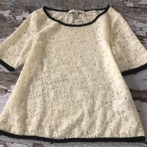 🟢 Forever XXI short sleeve lace blouse